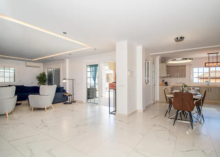 Zion Tenerife With Heated Pool Costa Adeje (Tenerife)