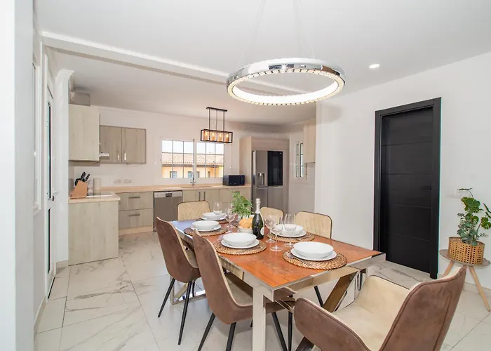 Zion Tenerife With Heated Pool Villa Costa Adeje (Tenerife)