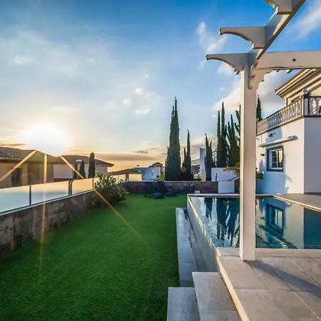 Villa Zion Tenerife With Heated Pool Costa Adeje