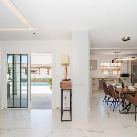 Villa Zion Tenerife With Heated Pool *