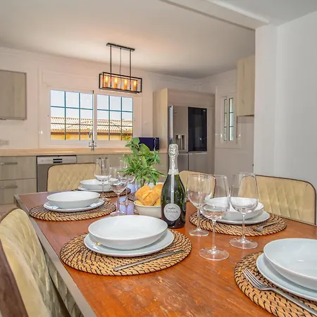 Zion Tenerife With Heated Pool Costa Adeje (Tenerife)