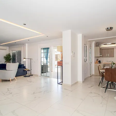 Zion Tenerife With Heated Pool Costa Adeje