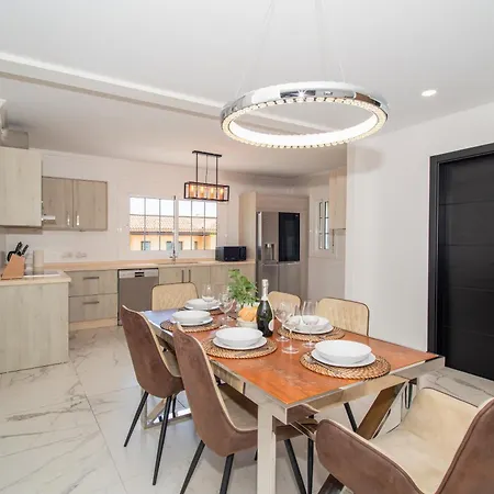 Zion Tenerife With Heated Pool Villa Costa Adeje