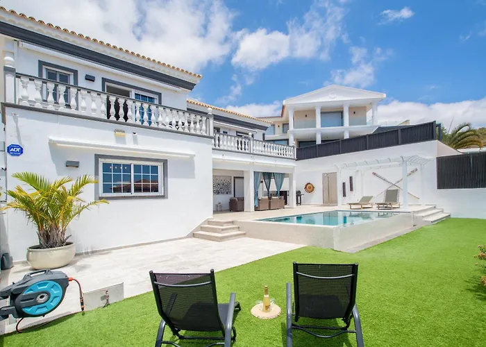 Zion Tenerife With Heated Pool 빌라