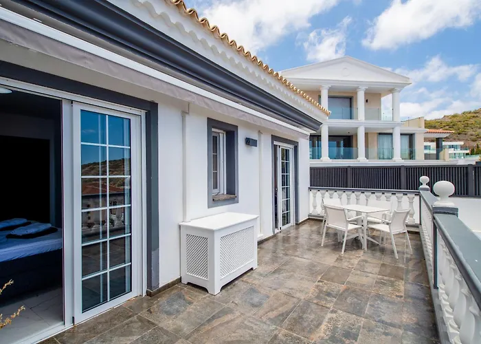 Вилла Zion Tenerife With Heated Pool