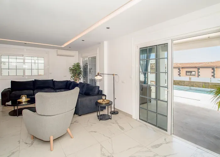 Zion Tenerife With Heated Pool Вилла Адехе