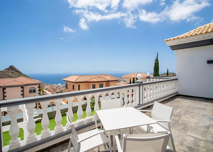 Вилла Zion Tenerife With Heated Pool *