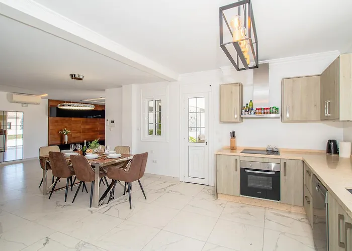 Zion Tenerife With Heated Pool Вилла *