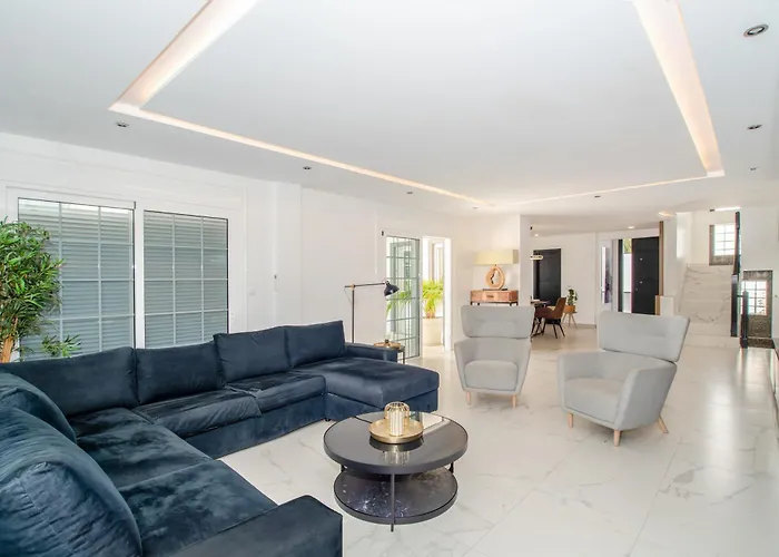 Zion Tenerife With Heated Pool Адехе